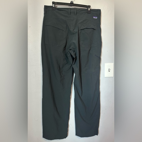 Patagonia Men's Dark Gray Cargo Pants - Picture 2 of 7